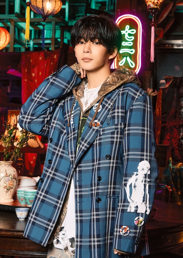 “太秦サポーター”に就任した、なにわ男子・長尾謙杜 ©Storm Labels Inc.