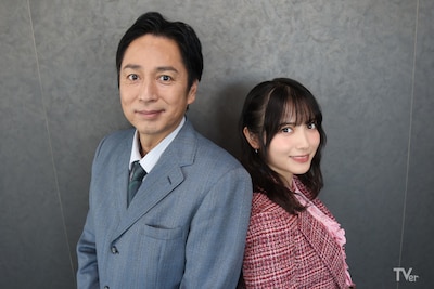 チュートリアル徳井と桃月なしこ