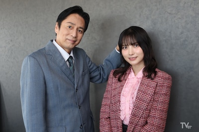 チュートリアル徳井と桃月なしこ