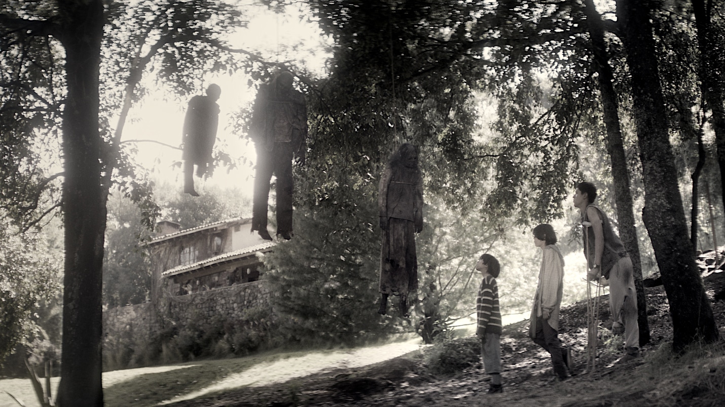 ゾンビ映画「パルブロス：黙示録の子供たち」場面写真