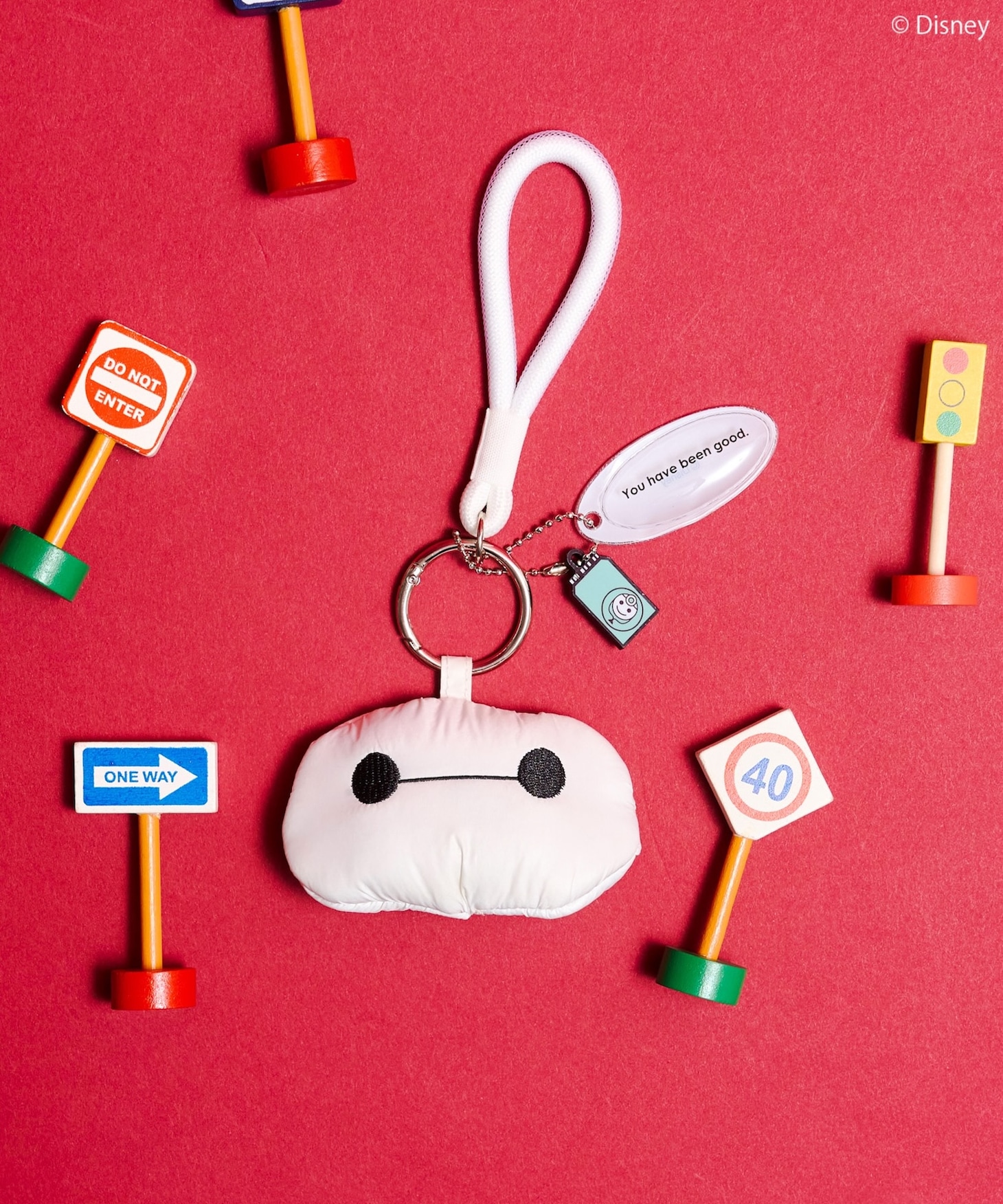 「ベイマックス」マルチケース付きチャーム（税込2990円）