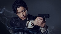 Netflixシリーズ「ガス人間」キャタクタービジュアル（小栗旬）
