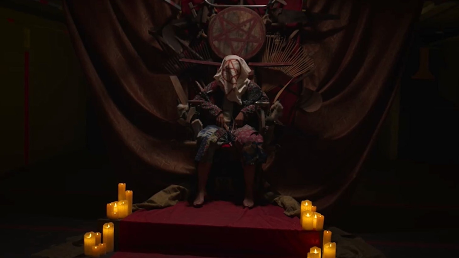 「MALUM 悪しき神」新場面写真