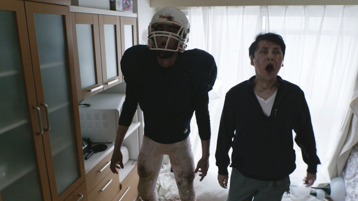 「DEAD OR ZOMBIE」場面写真