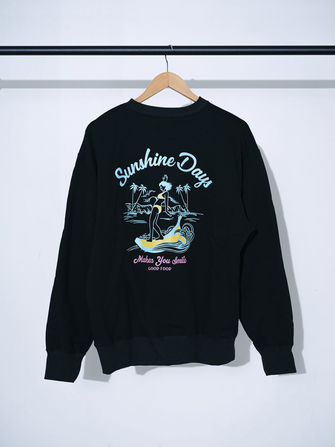 田中律子 Sustainable Message スウェット Type Cの背面（税込1万4850円）