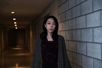 ドラマ「救い、巣喰われ」より、宝生奈津美役の遊井亮子