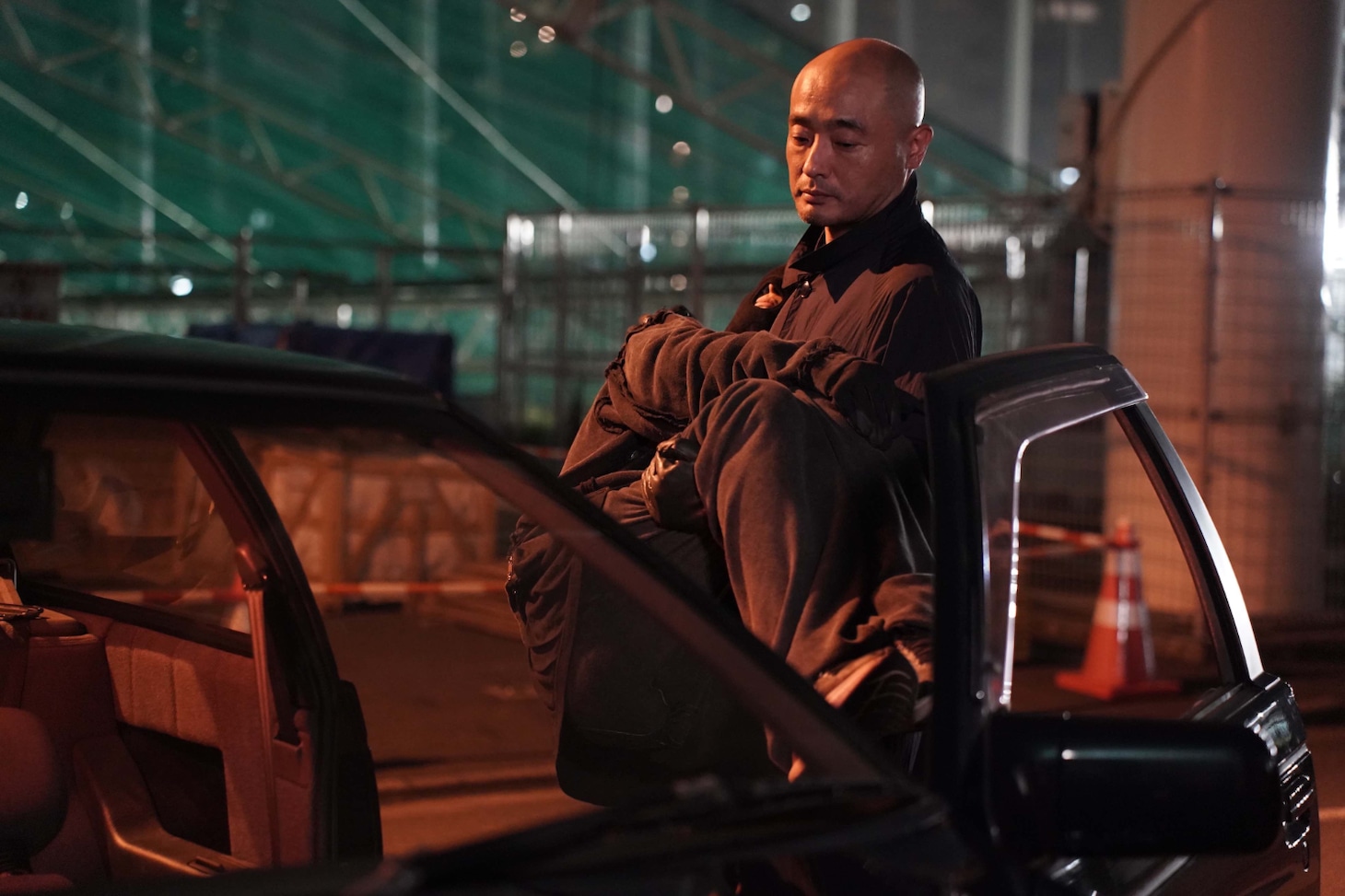 「Man」場面写真