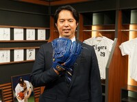 「真昼の蜘蛛隠れ」で映画初出演を果たした井川慶