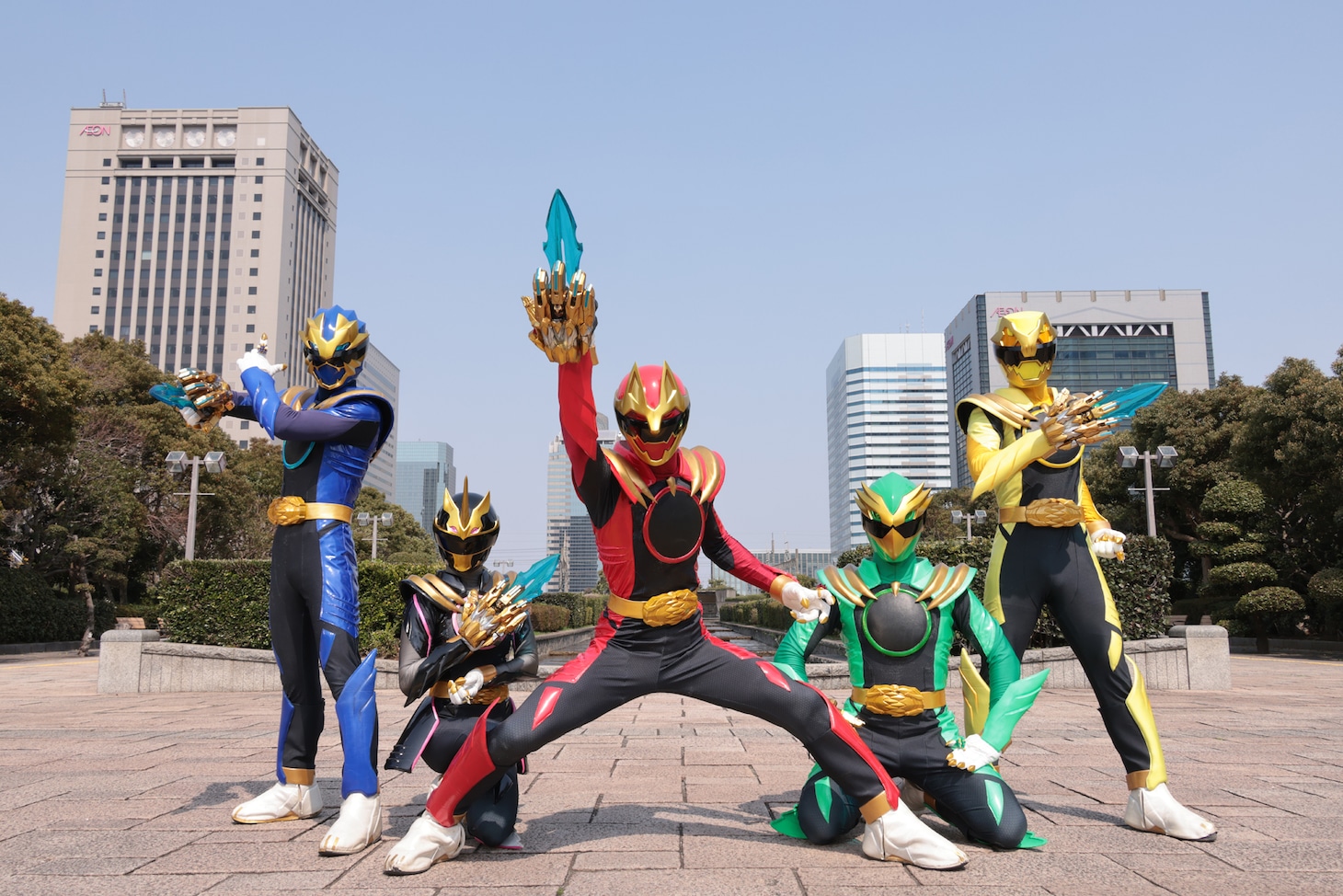 ナンバーワン戦隊ゴジュウジャー。左からゴジュウレオン、ゴジュウユニコーン、ゴジュウウルフ、ゴジュウイーグル、ゴジュウティラノ ©テレビ朝日・東映AG・東映