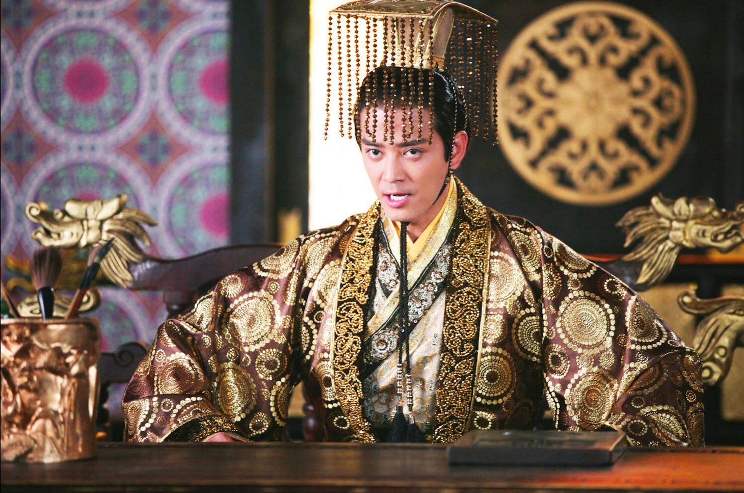 中国ドラマ「蘭陵王」より、ダニエル・チャン（陳曉東）演じる宇文邕 / 武帝。蘭陵王と対立する周の皇帝で、楊雪舞を手に入れようとするキャラクターだ