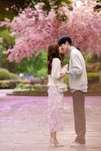 左からシュー・ルオハン（徐若晗）演じるシェン・シーファン、ジャン・リンホー（張凌赫）演じるホー・スーイエ