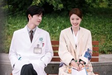 左からジャン・リンホー（張凌赫）演じるホー・スーイエ、シュー・ルオハン（徐若晗）演じるシェン・シーファン