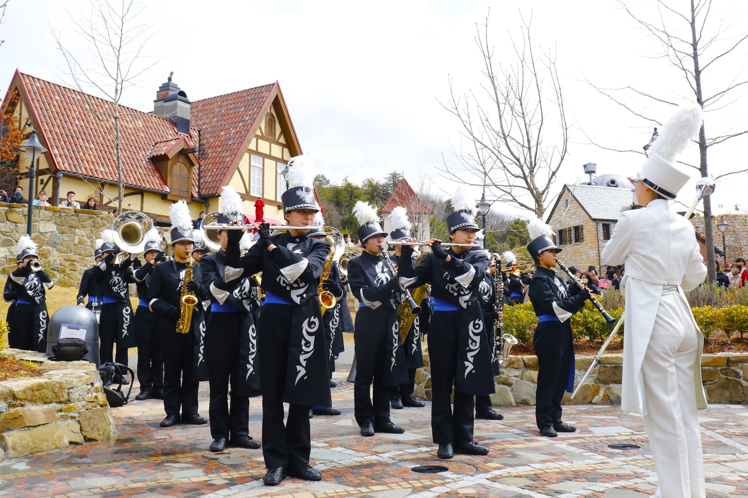 2025年3月に行われた東邦高校によるマーチングバンド演奏の様子