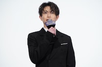 「教場 Requiem」完成披露舞台挨拶に登壇した綱啓永