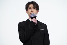 「教場 Requiem」完成披露舞台挨拶に登壇した綱啓永