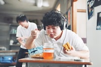 「ハローマイフレンド」場面写真