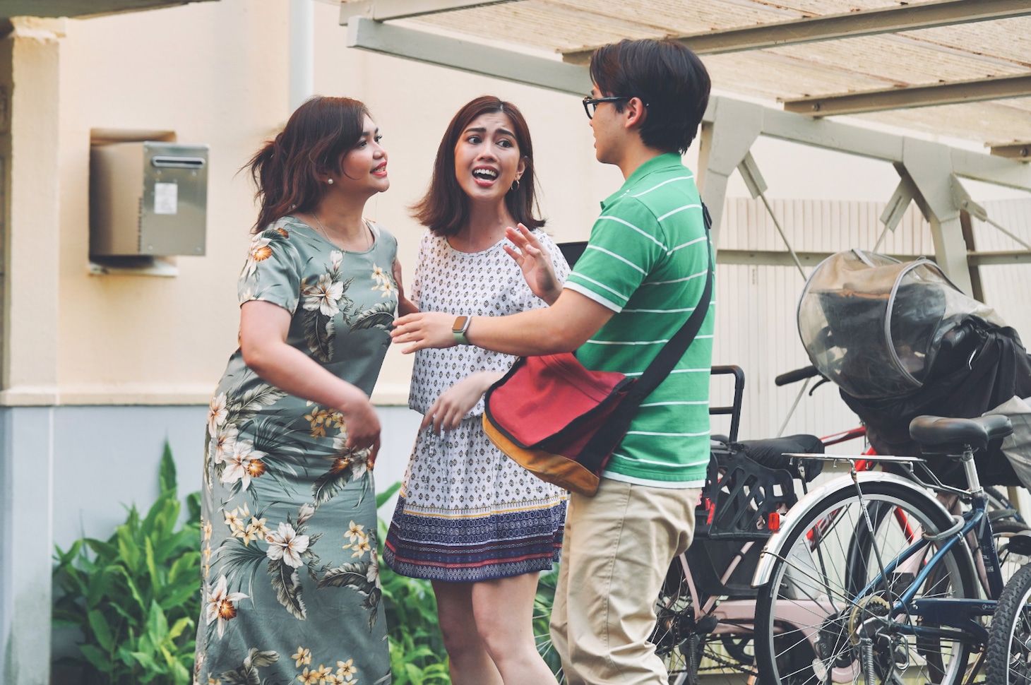 「ハローマイフレンド」場面写真