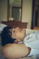 「津田健次郎PHOTOBOOK since1995」先行カット