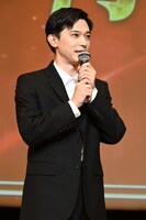 第50回エランドール賞授賞式より、吉沢亮。特別賞を受賞した「国宝」制作チームを祝福するため出席した