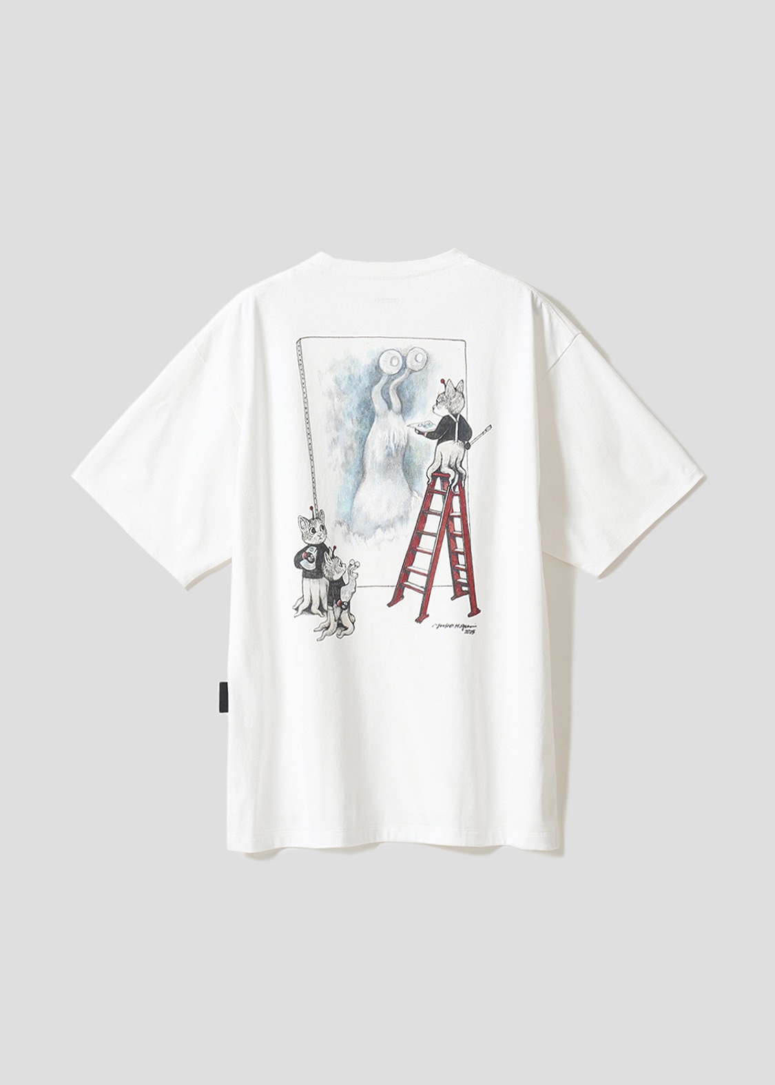大作に挑戦（drawn by ヒグチユウコ）｜ビッグシルエットTシャツ（税込4500円）©TSUBURAYA PROD. ©yuko higuchi