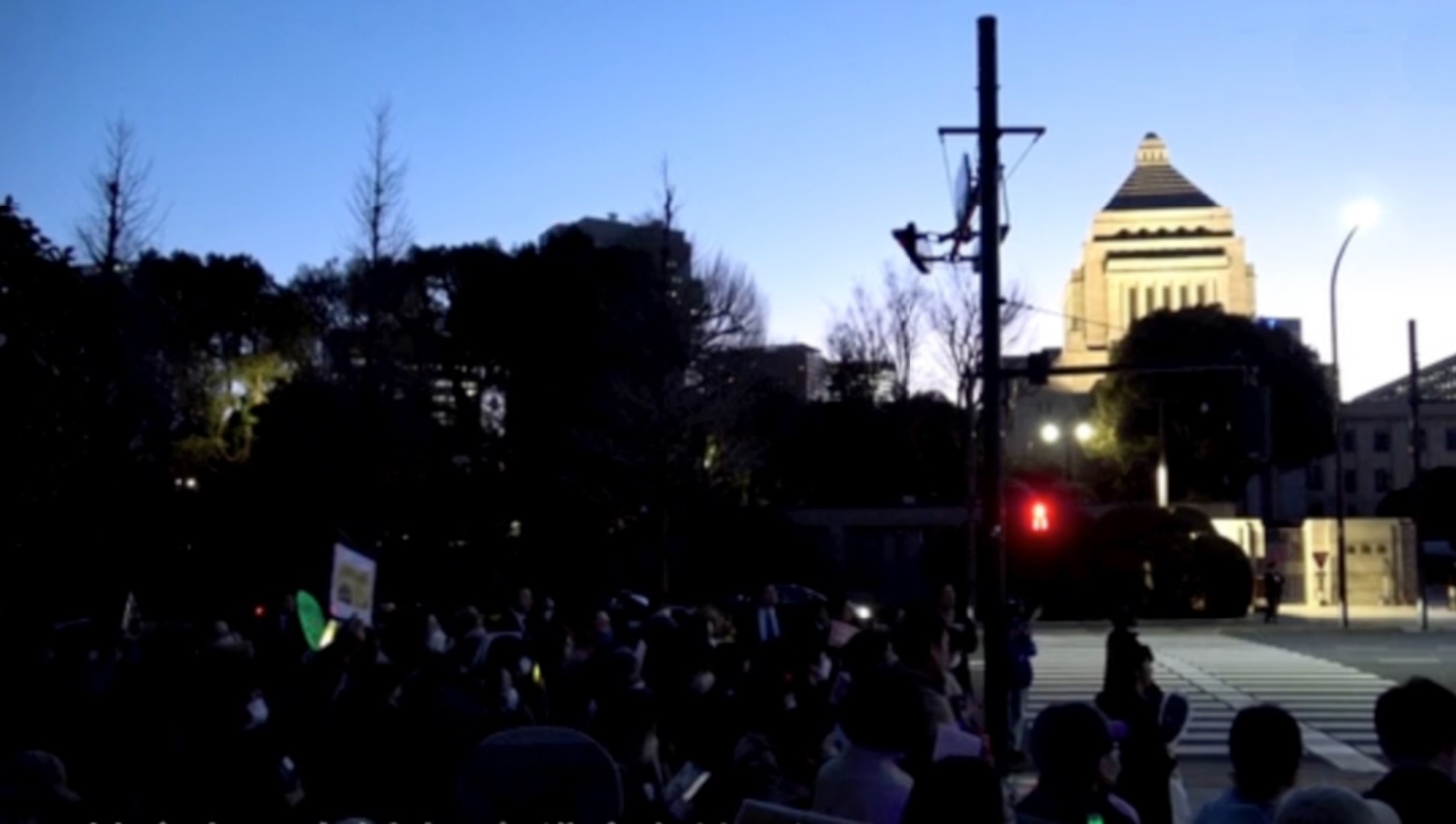 「五月の雨」場面写真