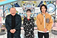「A-Studio+」2月6日放送回の様子。左から笑福亭鶴瓶、浜辺美波、藤ヶ谷太輔