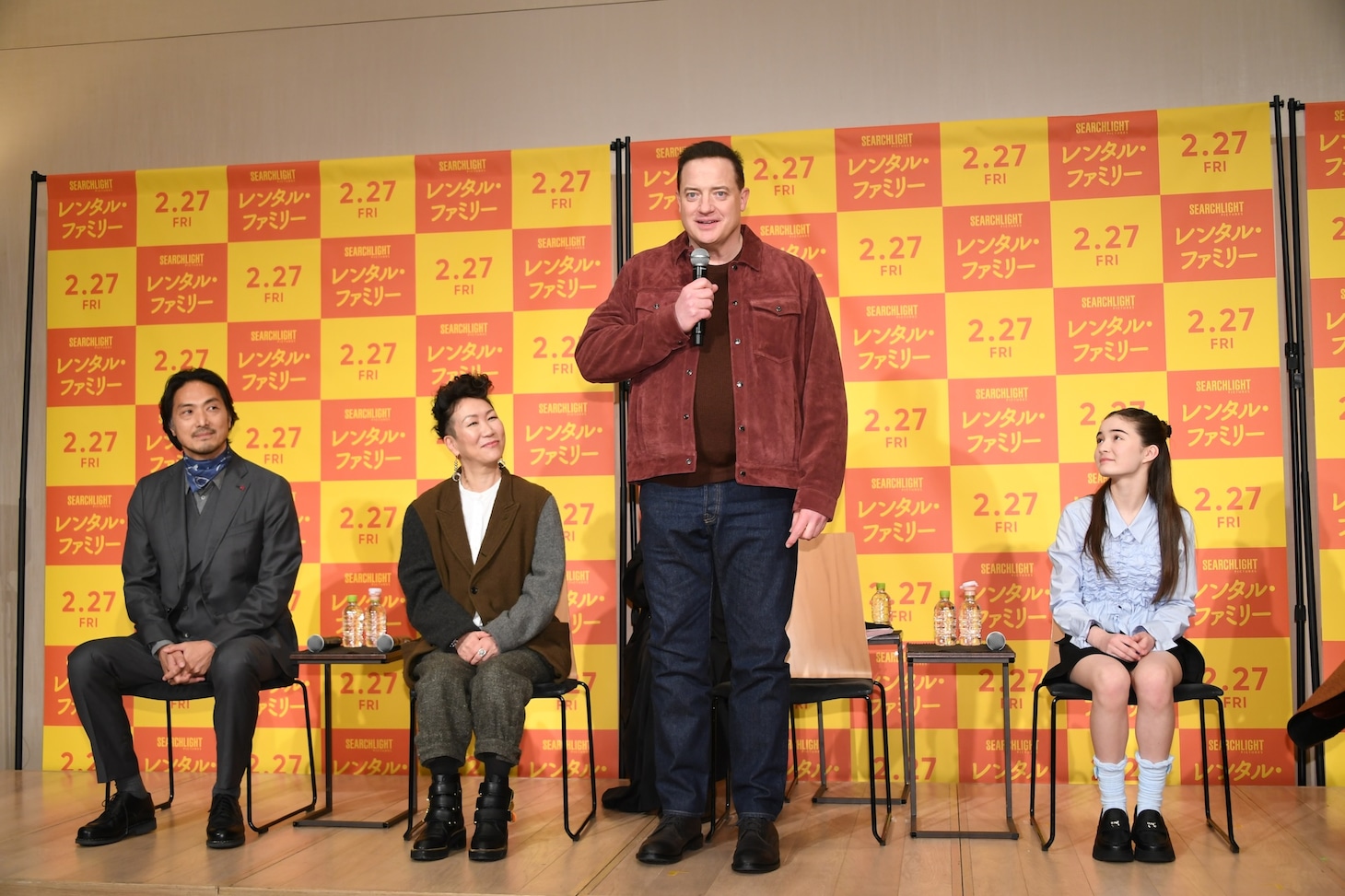 左から平岳大、HIKARI、ブレンダン・フレイザー、ゴーマン・シャノン・眞陽