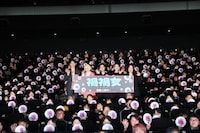 「禍禍女」初日舞台挨拶の様子