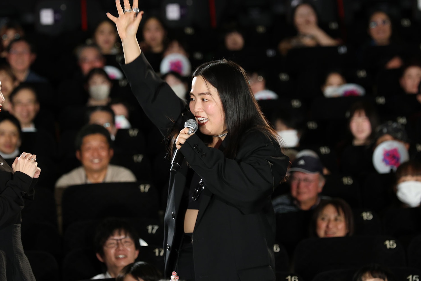 「禍禍女」初日舞台挨拶に登壇した、監督のゆりやんレトリィバァ