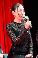 松雪泰子