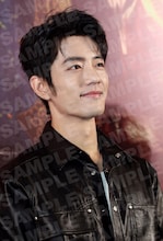 中国ドラマムックでシャオ・ジャンを大特集、「子夜帰」「桃花、江山に燃ゆ」など新作38本も紹介