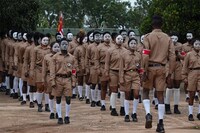 「アフリカン・カンフー・ナチス2 逆襲のロボトラー」場面写真