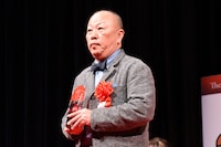 第80回毎日映画コンクール贈呈式より、「国宝」で録音賞を受賞した白取貢