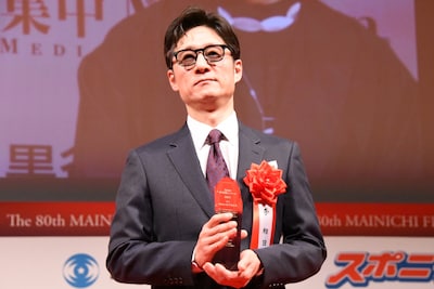 第80回毎日映画コンクール贈呈式に登壇した李相日。「国宝」は最多7冠に輝いた