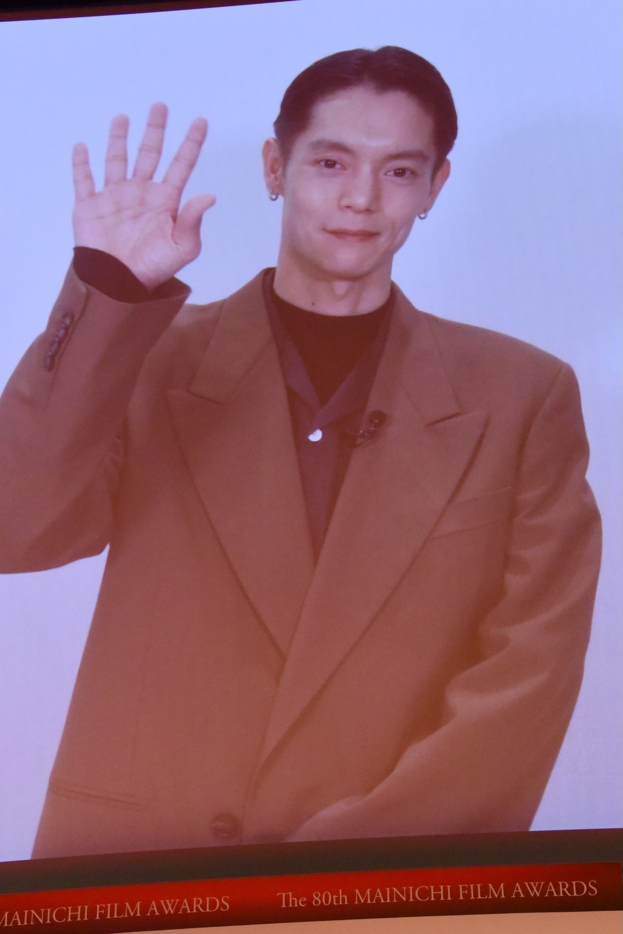 第80回毎日映画コンクール贈呈式より、助演俳優賞を受賞した 「宝島」の窪田正孝