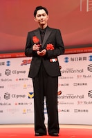 第80回毎日映画コンクール贈呈式より、主演俳優賞を受賞した 「国宝」の吉沢亮