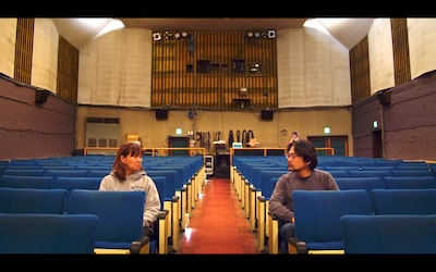 「ディス・マジック・モーメント」場面写真