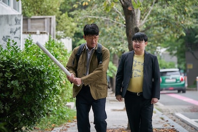 韓国映画「ロビー！ 4000億円を懸けた仁義なき18ホール」新場面写真