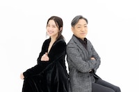 「災 劇場版」で刑事・堂本翠を演じた中村アン（左）と“男”を演じた香川照之（右）