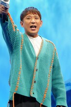 「映画ドラえもん 新・のび太の海底鬼岩城」完成披露試写会より、観客に「ドラえもんは大好き？」と呼びかける酒井健太