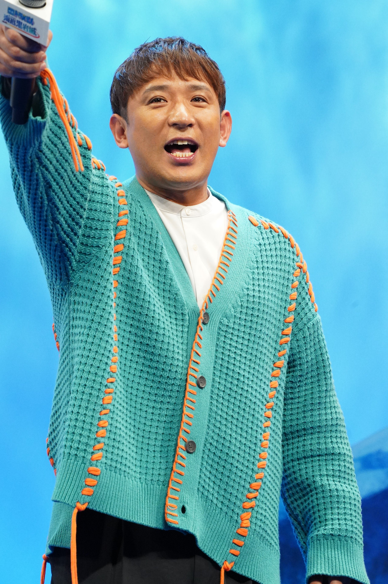 「映画ドラえもん 新・のび太の海底鬼岩城」完成披露試写会より、観客に「ドラえもんは大好き？」と呼びかける酒井健太