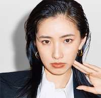 FODオリジナルドラマ「こないだおばさんって言われたよ」で立花カヲルを演じる中田クルミ