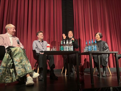 ベルリン批評家週間にて、「禍禍女」上映後トークイベントに出席した監督・ゆりやんレトリィバァ（中央右）