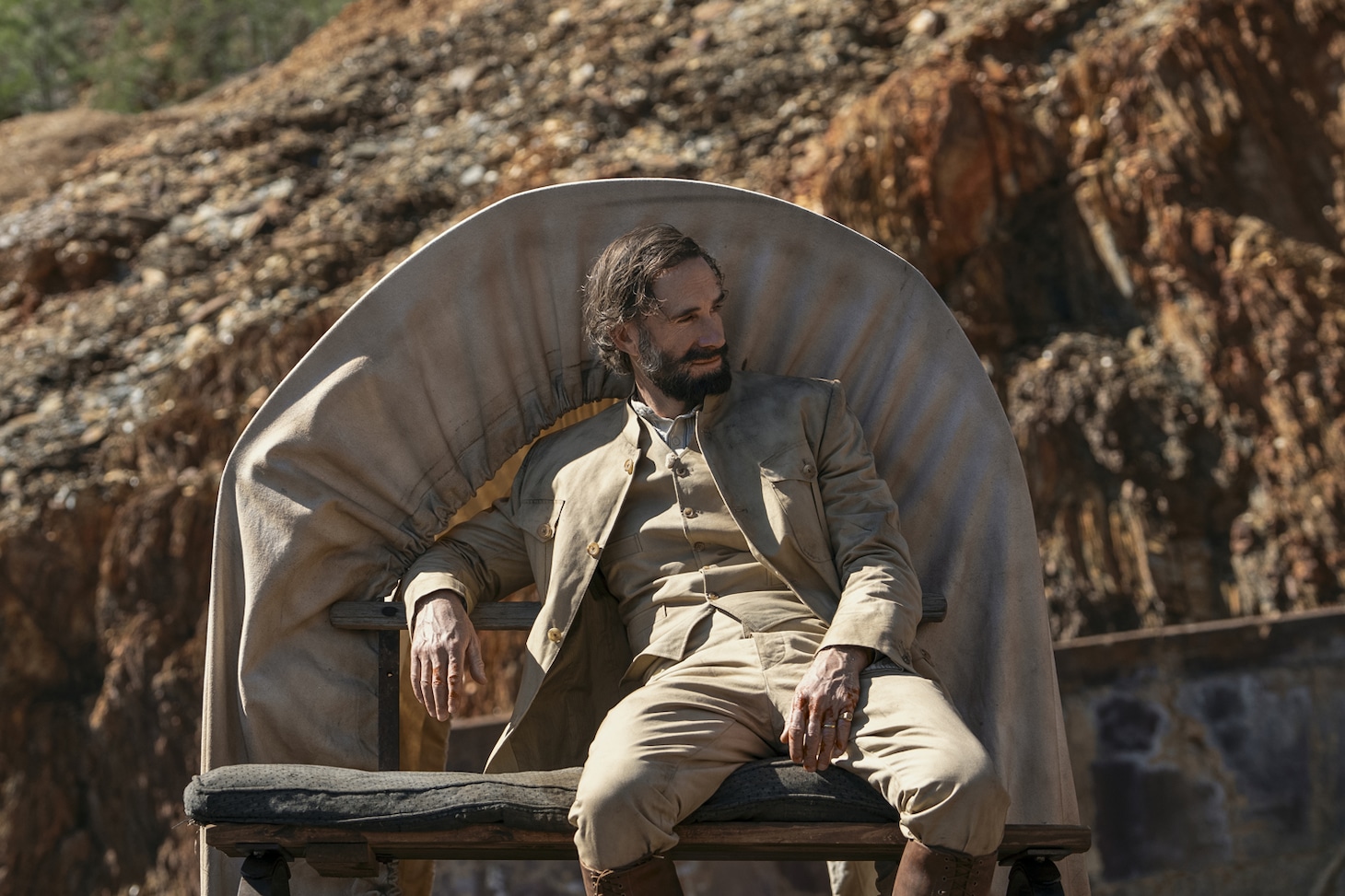 ドラマ「ヤング シャーロック ～オックスフォード事件簿～」場面写真 Daniel Smith, © Amazon Content Services LLC