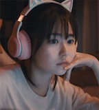 国際共同制作ドラマ「ロスト・アンド・ファウンド～君を探して」より、山田杏奈演じる内田優花