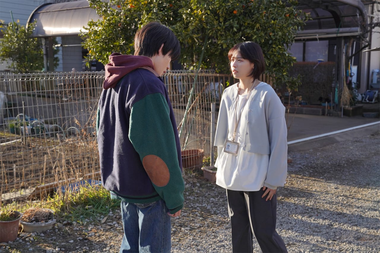 「90メートル」場面写真。左から山時聡真演じる藤村佑、西野七瀬演じる下村香織