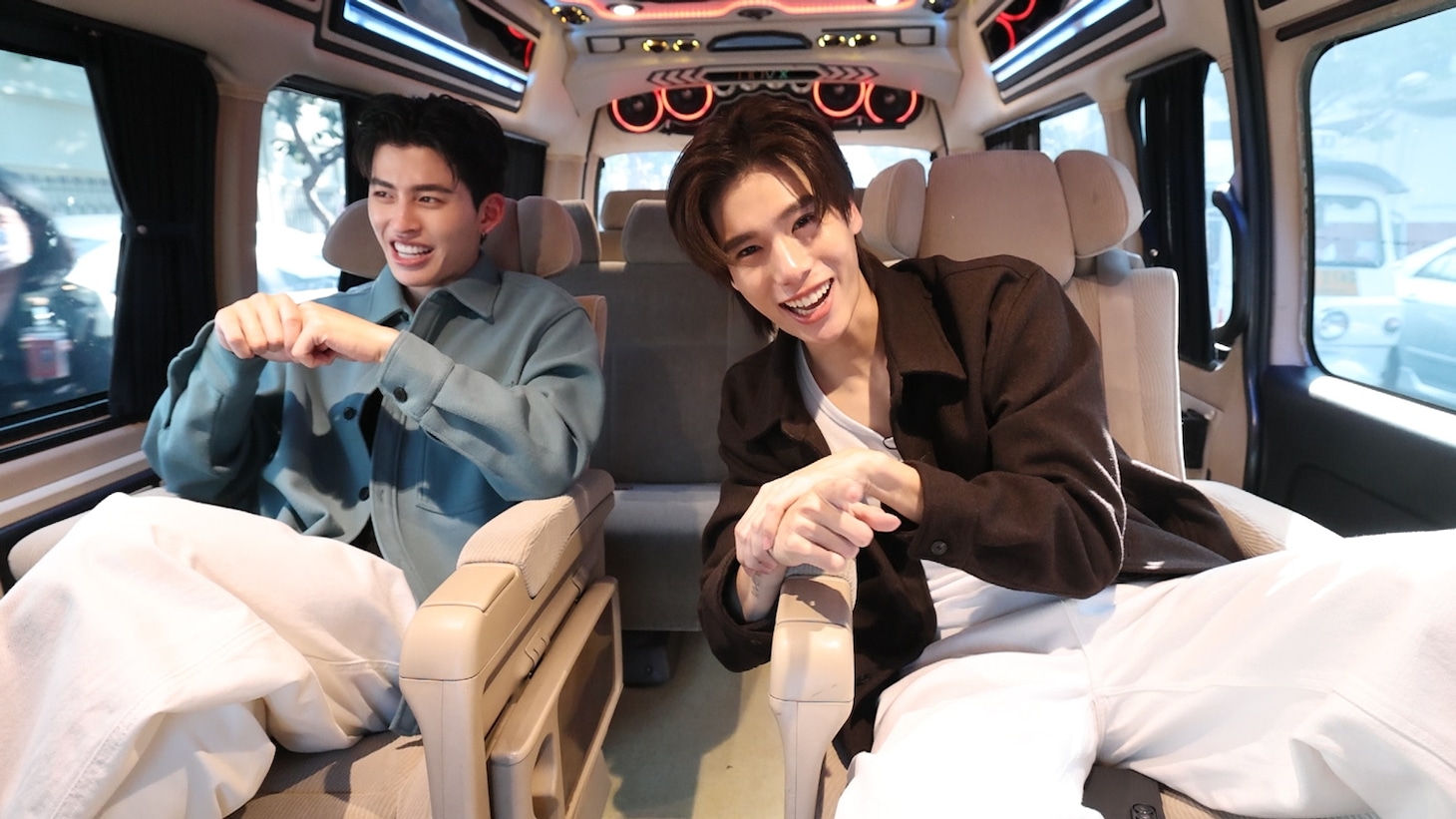 Pond&Phuwinが出演した「Little Big World with Pond Phuwin Special」Part2より