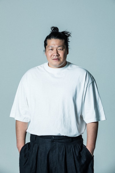 映画「四月の余白」で全寮制更生施設みらいの里の寮長・西健吾を演じる一ノ瀬ワタル