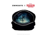 「OWNDAYS × Stranger Things」フリースポーチ（税込2000円）