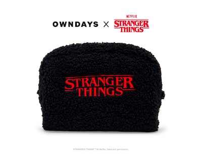 「OWNDAYS × Stranger Things」フリースポーチ（税込2000円）